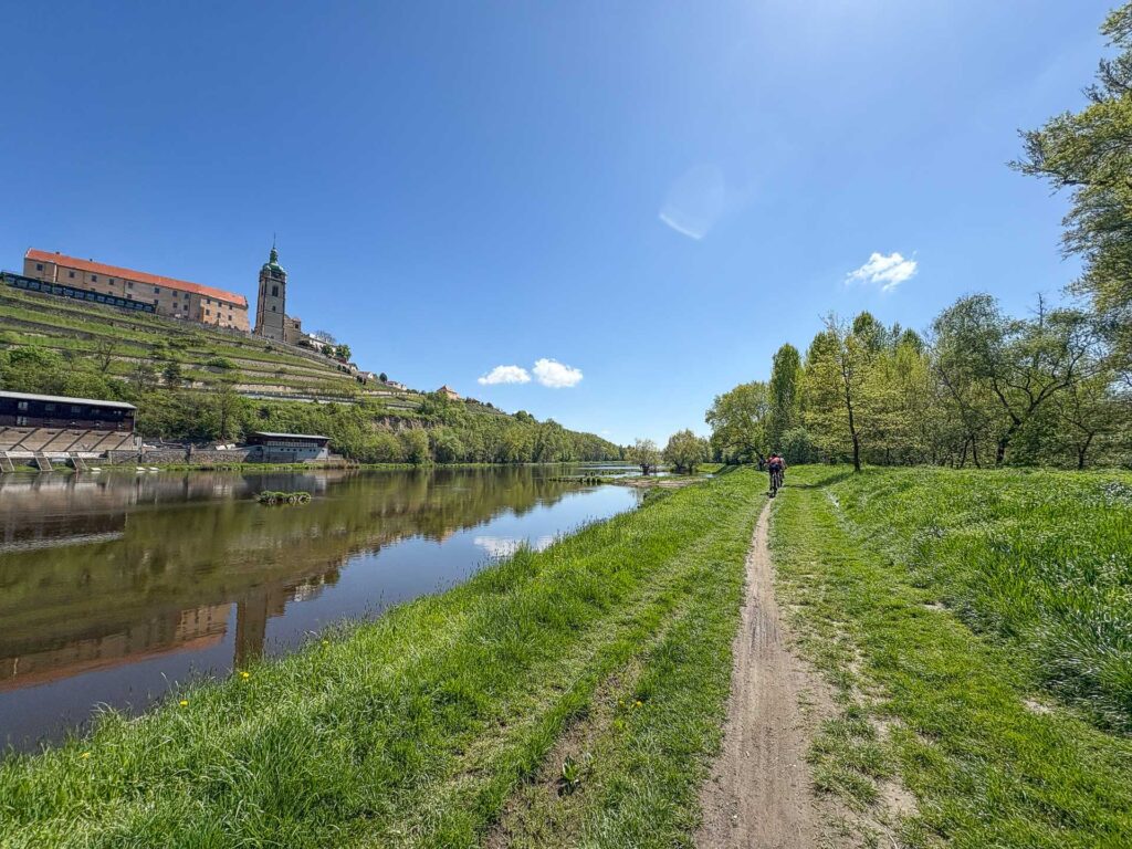 cycle oute along the river with the Melních chateau on the other bank