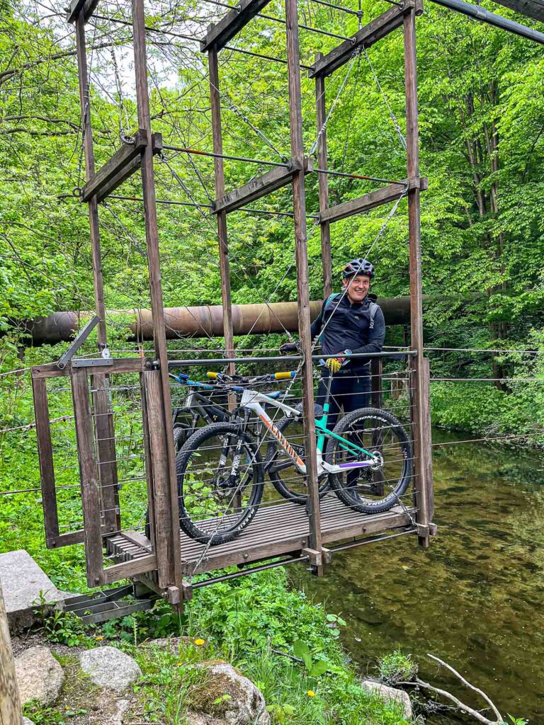 Man with bikes on transborder