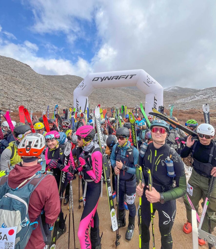 Závodníci ve skialpinismu se připravují na start závodu Pierra Creta 2026